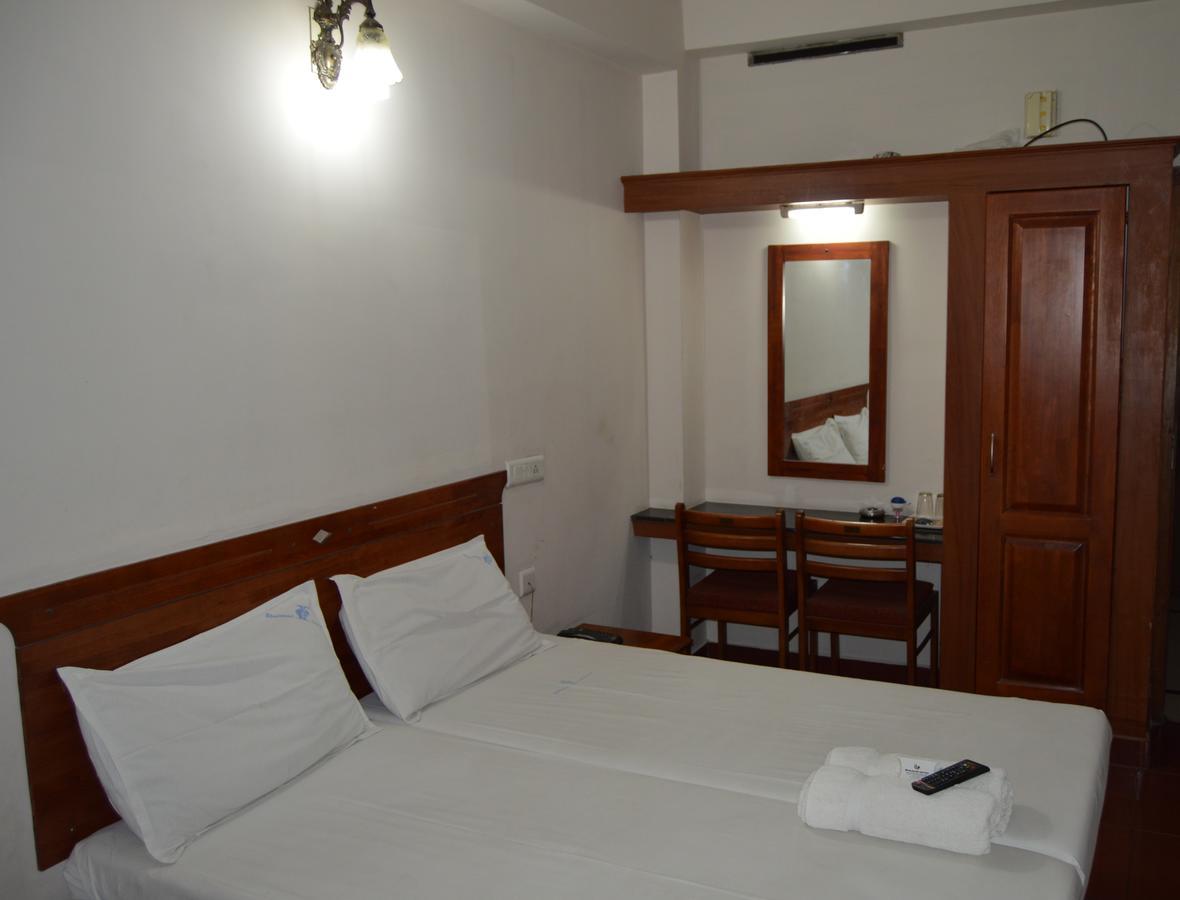 Shalimar Metro Otel Kochi Dış mekan fotoğraf