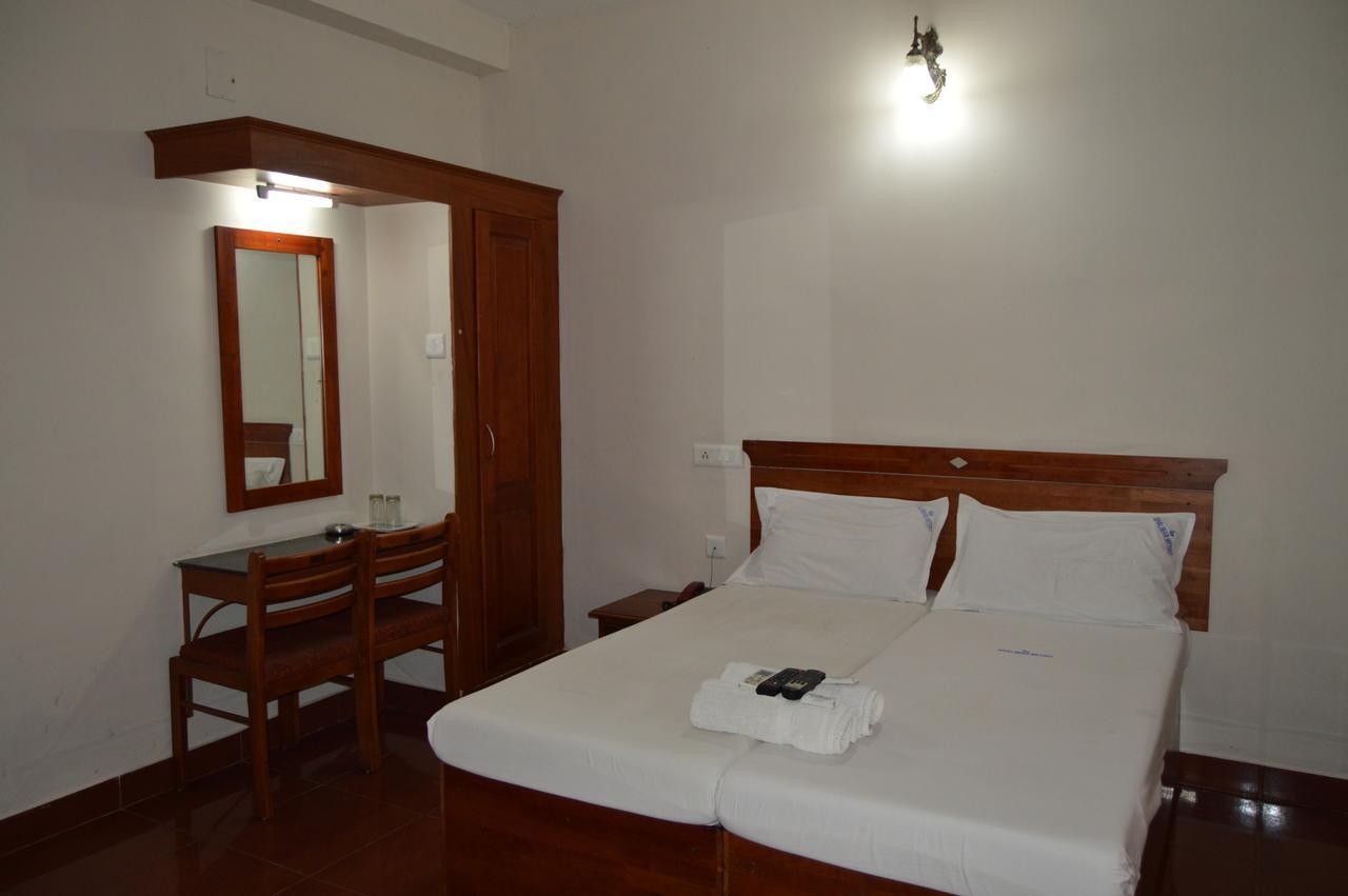 Shalimar Metro Otel Kochi Dış mekan fotoğraf