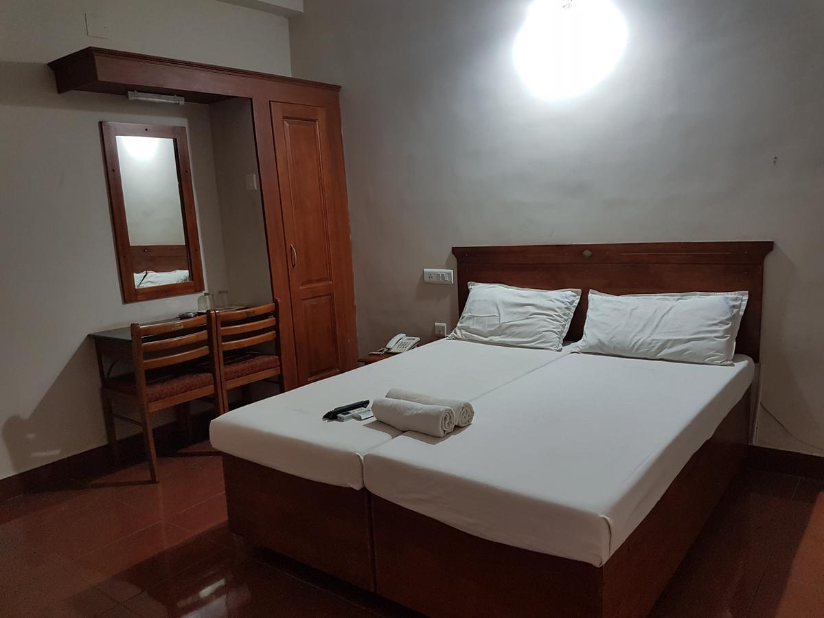 Shalimar Metro Otel Kochi Dış mekan fotoğraf
